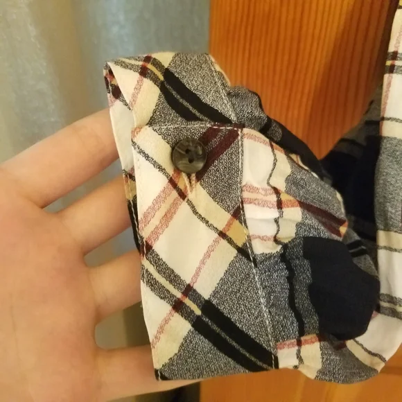 Sheer Plaid Flannel Patterned Button-Down Blouse W/ Collar | Spring Hues - Picture 7 of 13